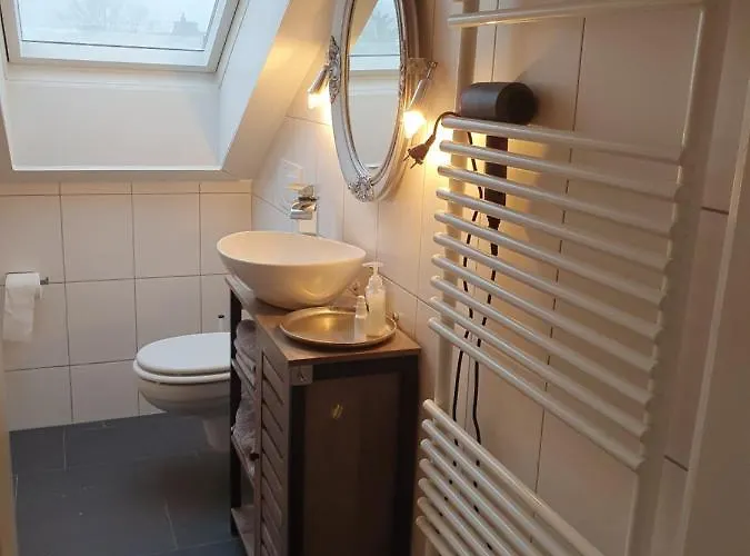 Lounge 4 Singleapartment * Koblenz (Rhineland-Palatinate)